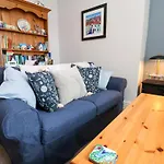 Mamoir's Place *