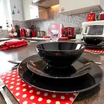 Mamoir's Place Апартаменты