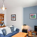 Mamoir's Place Апартаменты *