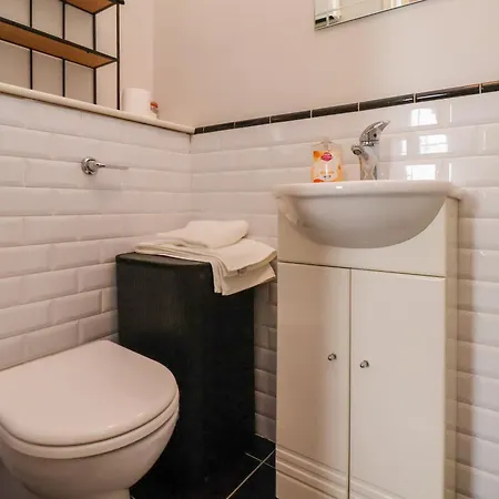 Mamoir's Place 아파트 *